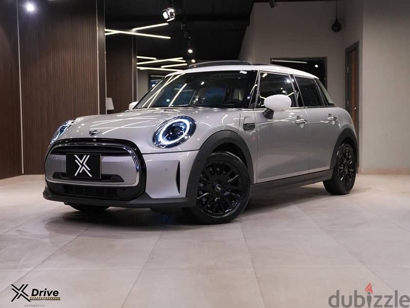 MINI Cooper 5 Doors 2024 1