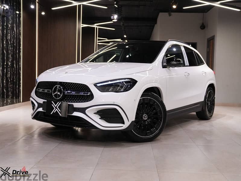 Mercedes-Benz GLA 200 AMG 2024 1