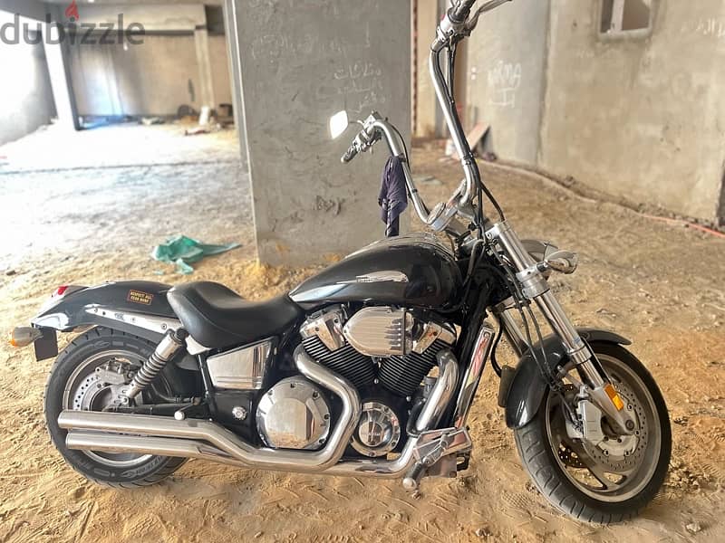 Honda vtx 1800 type c . . model 2005 fully loaded 5