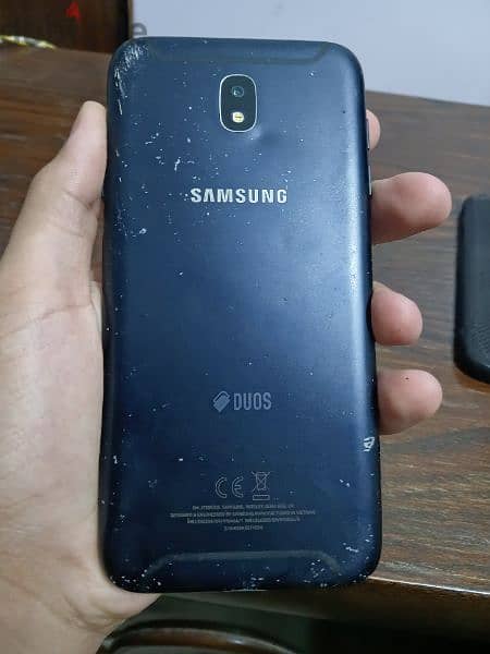 Samsung galaxy J7 pro 64G 3