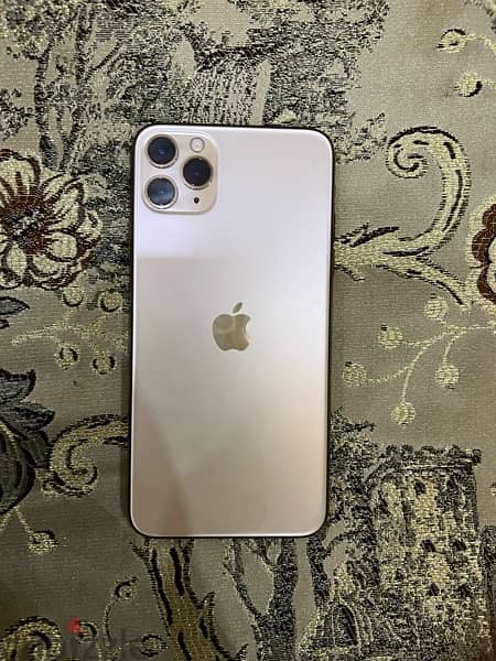 iphone 11 pro max 2