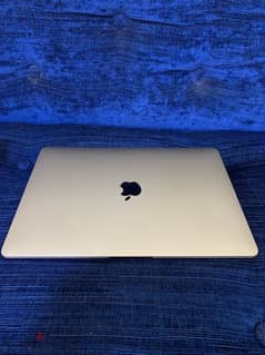 macbook pro m2 (2022) 0