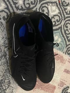 Football shoes