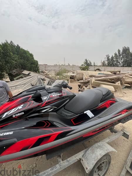 Jet ski FZR 1800 3