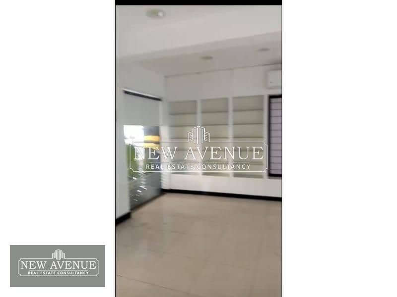 Pharmacy for rent Prime location in Masr El gdeda        AH/EM 2555 2