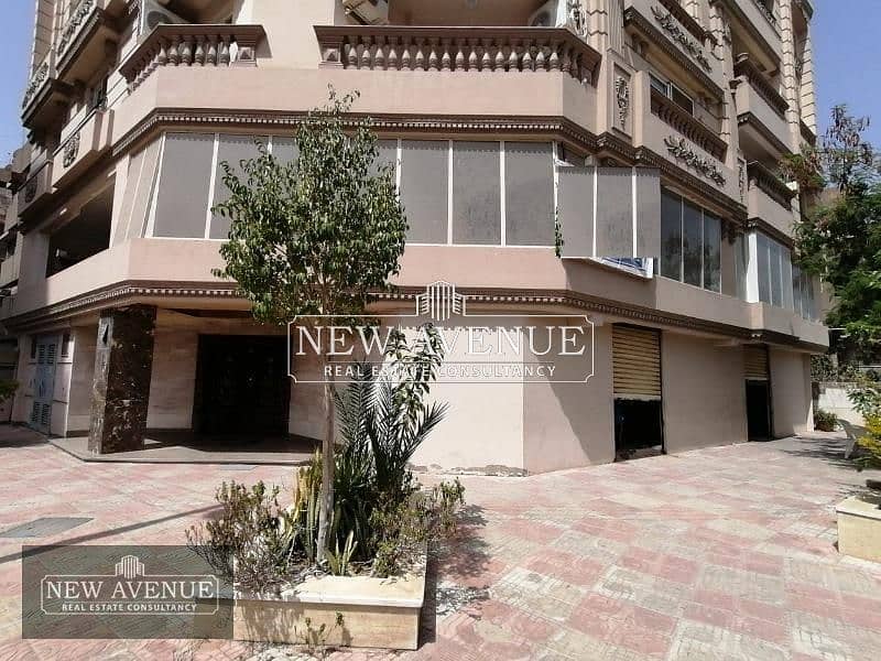 محل تجاري دورين بشارع رئيسى فى مصر الجديدة  Heliopolis             MI/AB 296 0