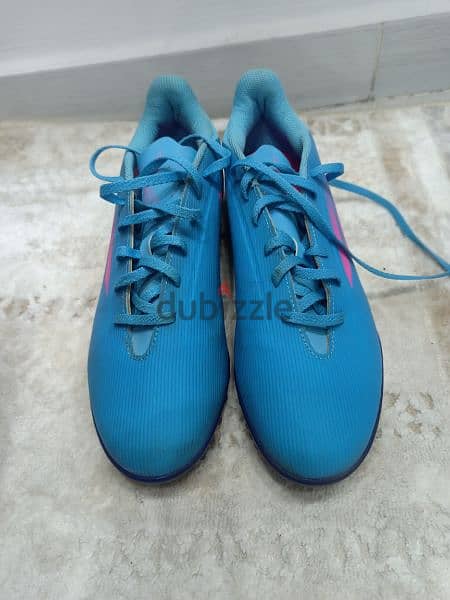 حذاء adidas 3