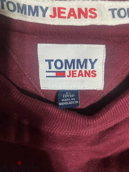 Imported From USA Red Tommy Crewneck Sweatshirt Oversized XS 1