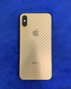 وبطارية83 iPhone  Xs gold 256 g  وتربروف متفتحش نهائيا حالته ممتازه