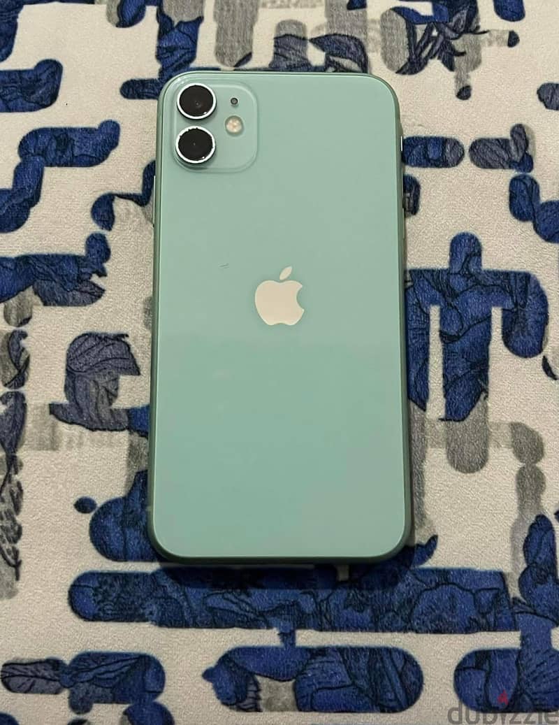 مساحة iPhone  11 Green 128  مغير شاشة خلع وبطارية اوريجينال حالته م 0