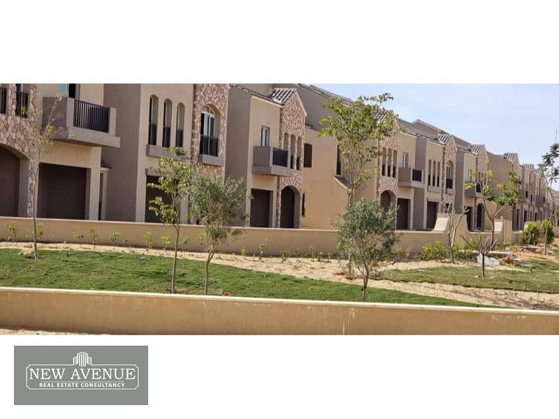 Town house Resale in Green Square | Delivered 6