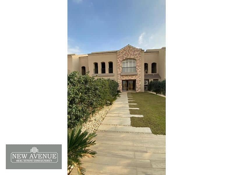 Town house Resale in Green Square | Delivered 10