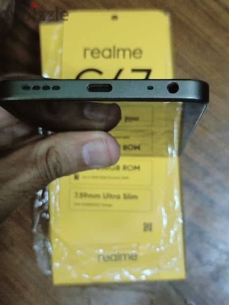 Realme C67 3