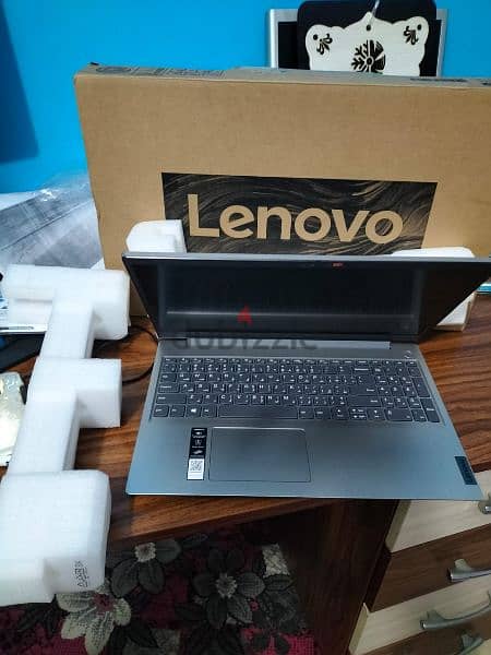 Lenovo لاب توب 4