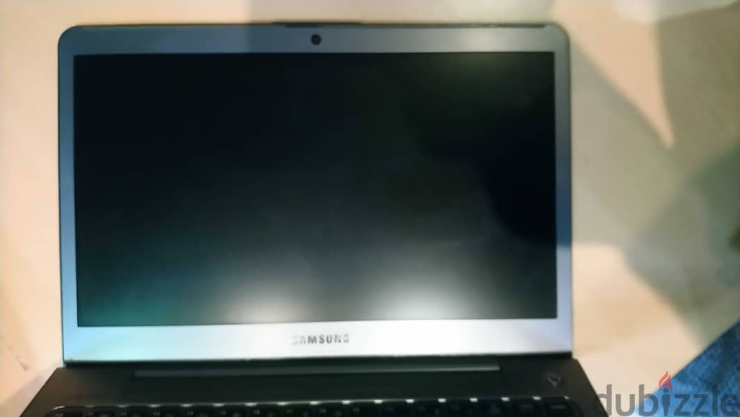 Samsung Series 5 ULTRA 530U (13.3 inch) 9