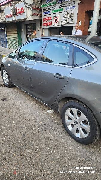 Opel Astra 2017 1