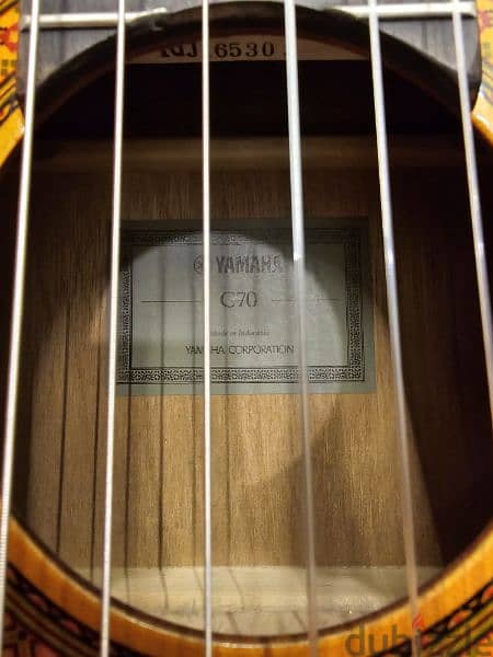 Yamaha c70 classical guitar like new in perfect condition 1