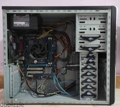 Processor : i5 3470  RAM 8 DDR3  MB: H61 Power supply 500Wt  Case  mat