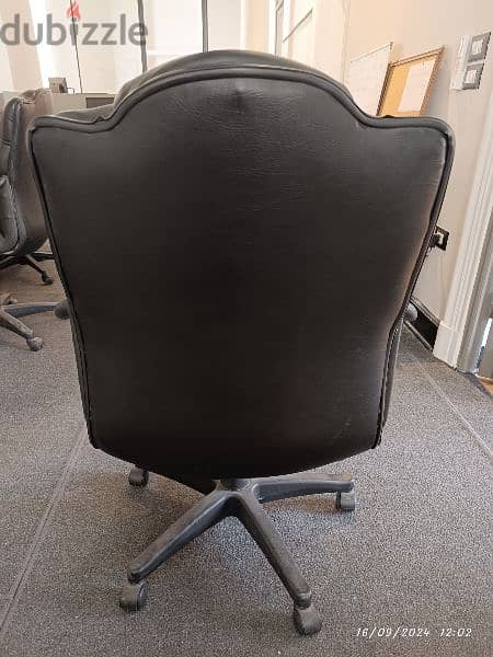 كرسى مكتب جلد - Leather office chair 5