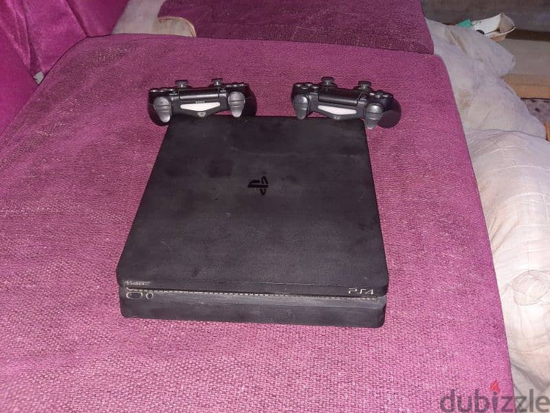 ps4 slim 1