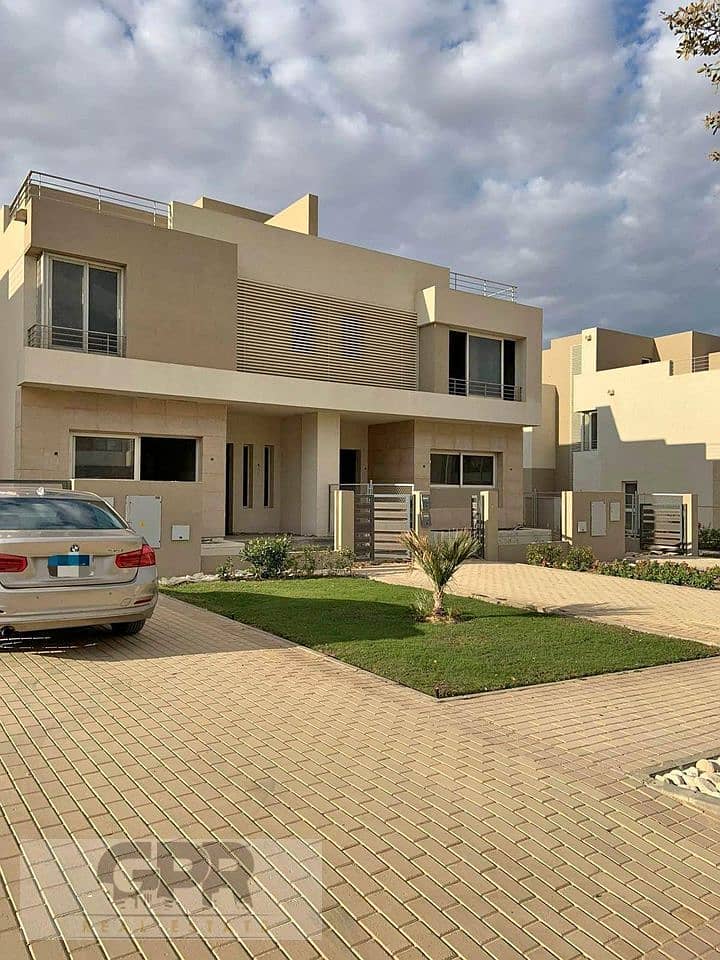 Independent villa for sale in The Crown Palm Hills October Compound 2