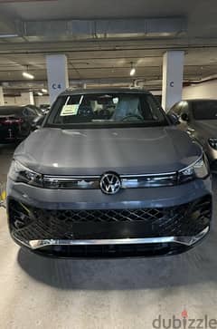 Volkswagen Tiguan 2024 2,000 KM