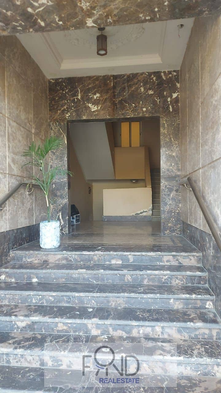 apartment 200m for sale fully finished ready to move in 1st district new cairo 2