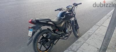 متوسيكل بينلي VLC  200cc
  موديل 2015 الايطالي