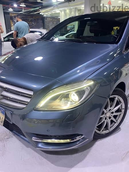 Mercedes-Benz B200 2013 2