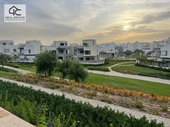 villa town house on view Landscape With The Lowest Down Payment in very prime location in Hyde Park new cairo compound                               .