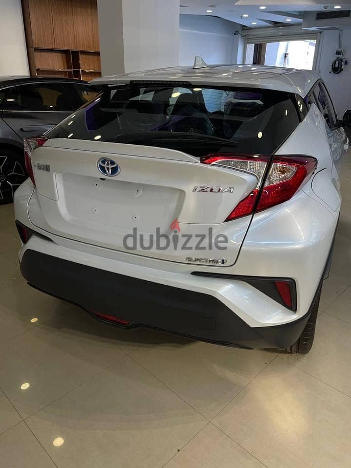 Toyota C-HR  Izoa تويوتا سي اتش ار كهرباء بالكامل 2