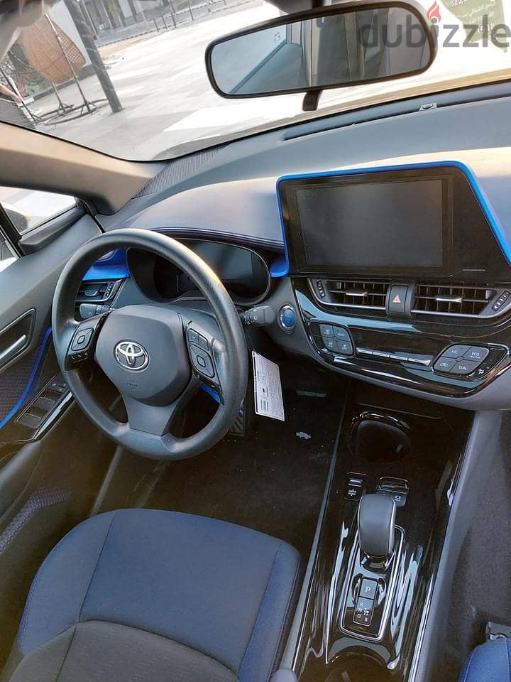 Toyota C-HR  Izoa تويوتا سي اتش ار كهرباء بالكامل 4