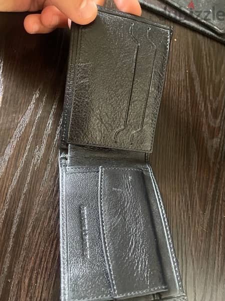 Hugo boss wallet 1