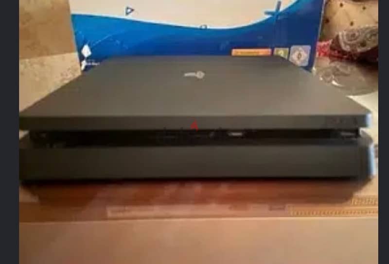 PlayStation 4 Slim 500GB 3