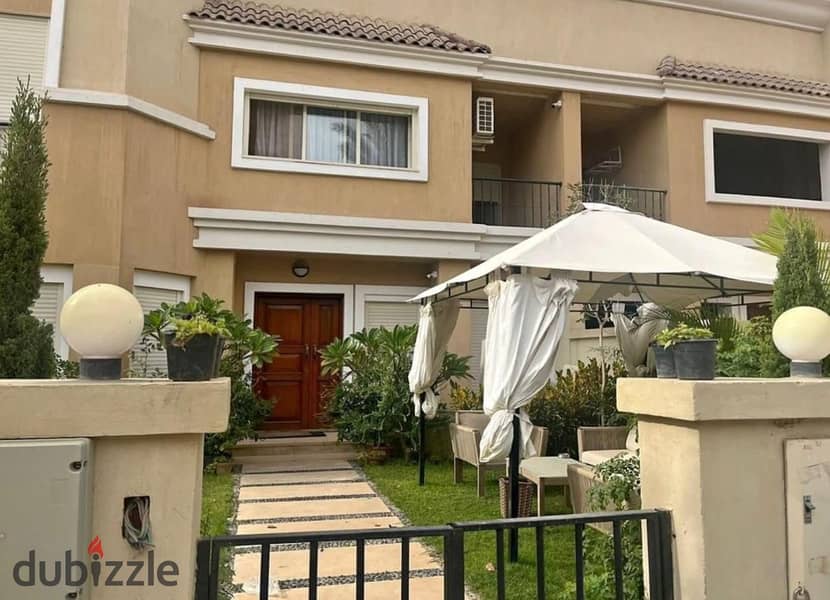 villa standalone for sale in new cairo next to madainty direct 206m + 60m garden 4