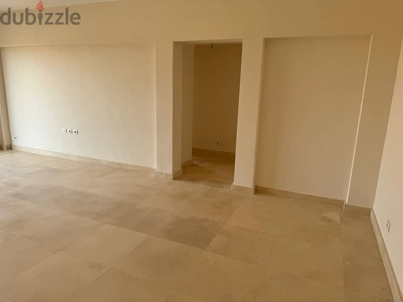 Apartment for rent at Owest compoundشقة إيجار بكمبوند أويست موقع مميز 4