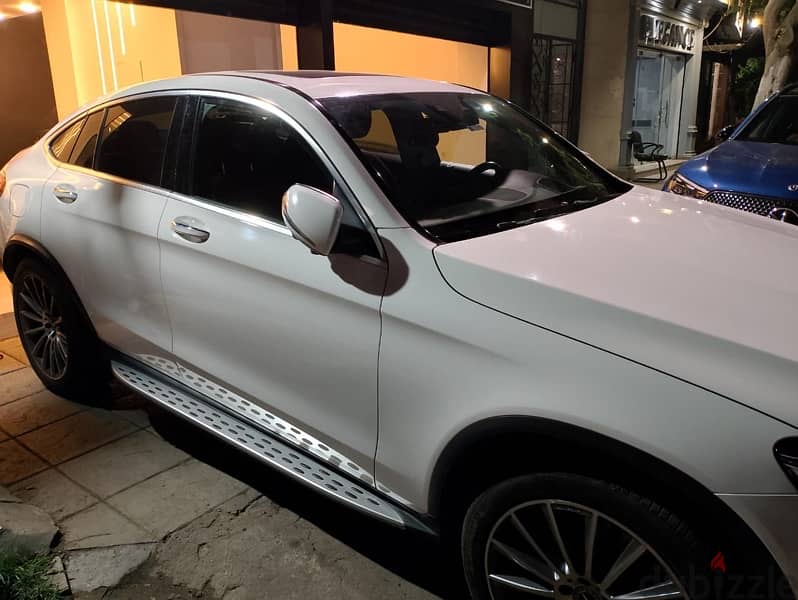 Mercedes-Benz GLC 300 Coupe 2022 3