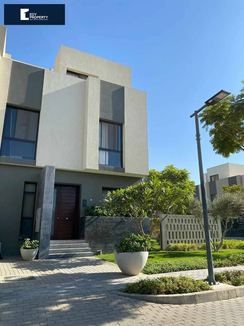 Upgrade to your new Townhouse Now and Pay over 8 years with best price in Al Burouj Compound Shorouk 5