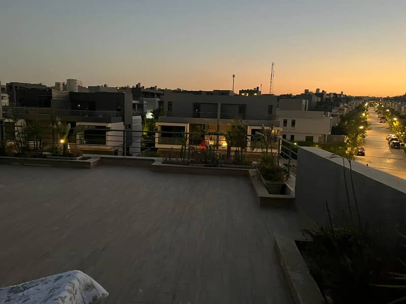 للبيع تاون كوادرو متشطب الباتيو زهراء زايد - sale town in patio zahraa 13