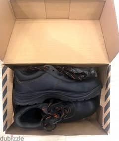 Atosa Safety Shoes (size 45)