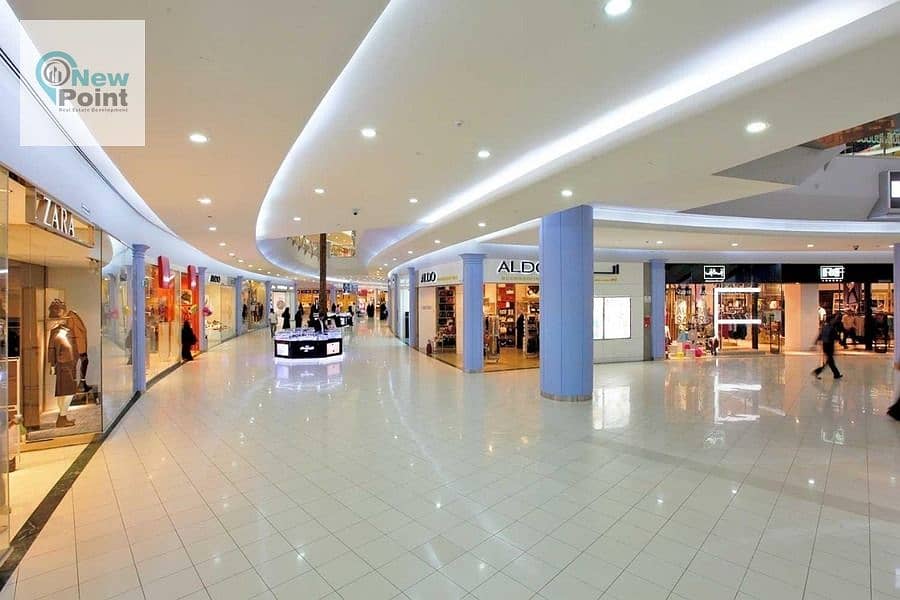 For sale, a 72-square-meter shop, minutes from 90th Street + direct access to Mustafa Baghdadi Square in IV Business Park Mall 8