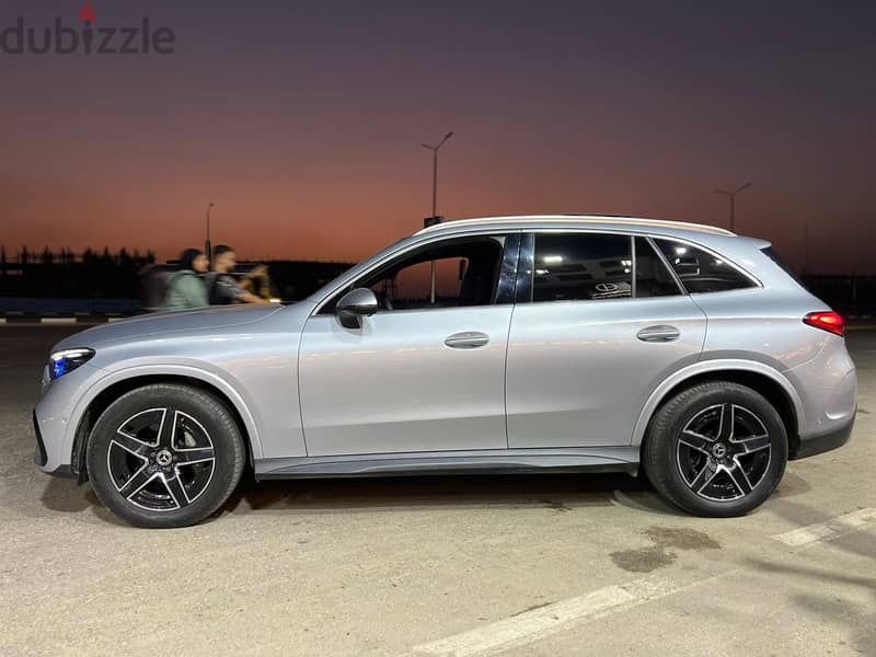 Mercedes-Benz GLC 300 2023 AMG 19