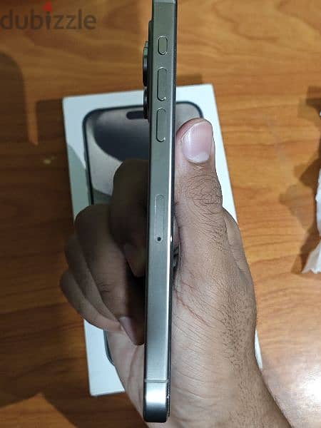 iPhone 15 pro max titanium 256g B100% كسر زيرو 5