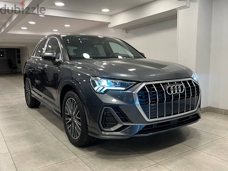 Audi Q3 S line 2024 0