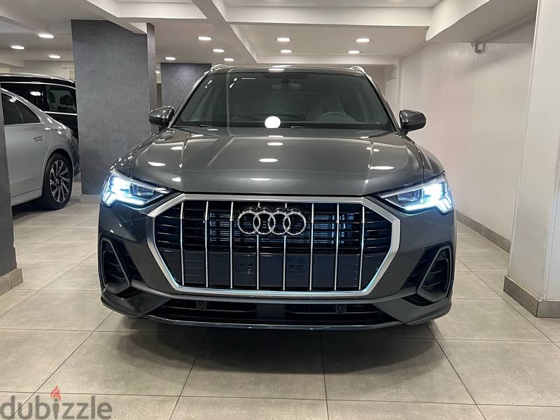 Audi Q3 S line 2024 1