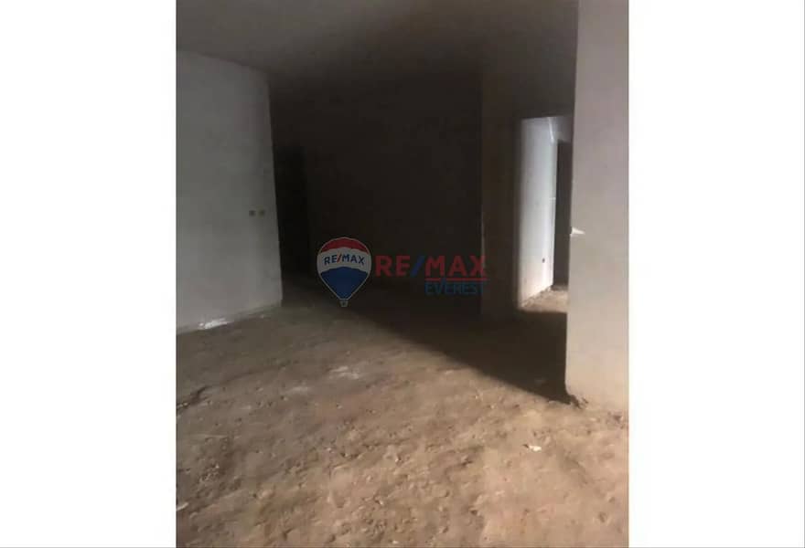 Resale Ground apartment with garden at Green 5 11