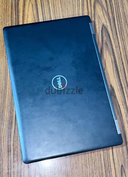 لابتوب dell الشاشه تاتش 1