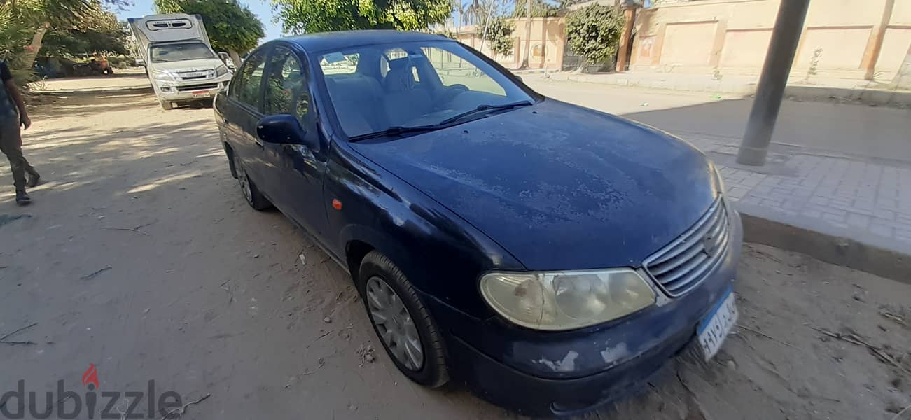 Nissan Sunny 2009 ex salon 2