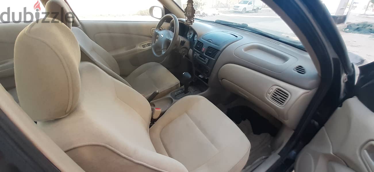 Nissan Sunny 2009 ex salon 3