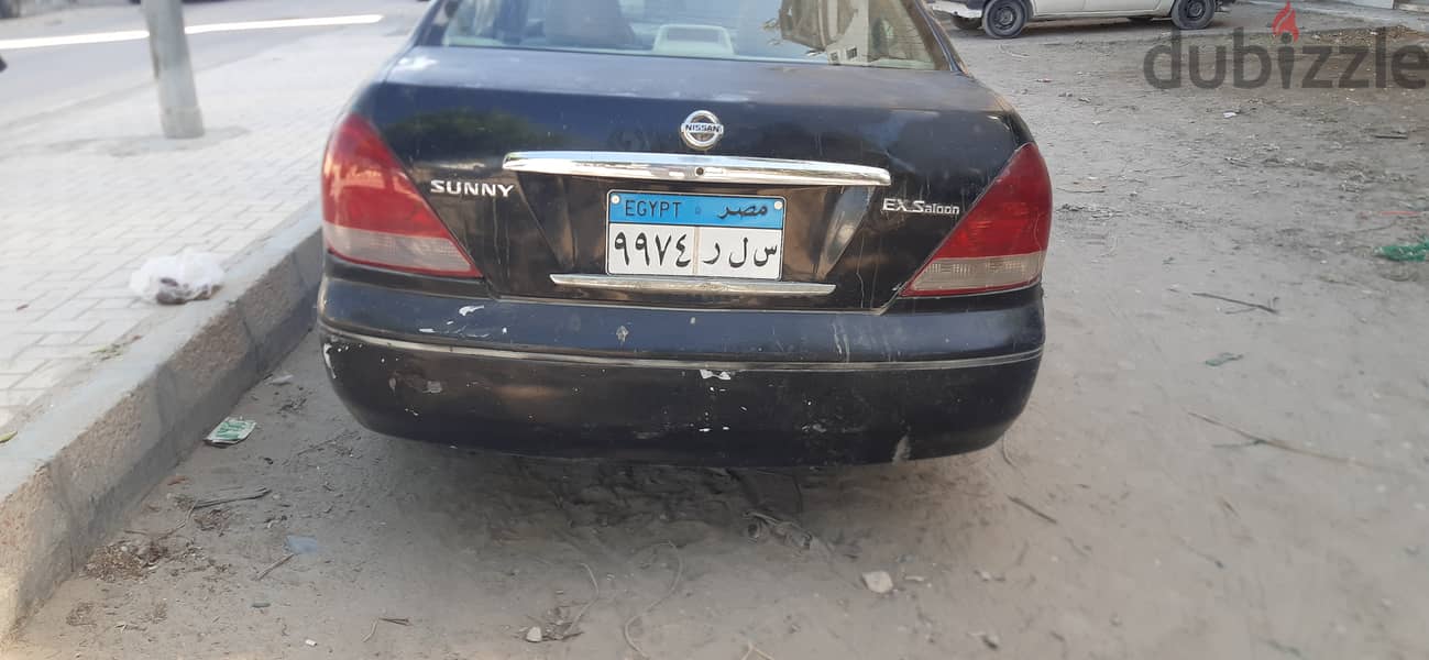 Nissan Sunny 2009 ex salon 6